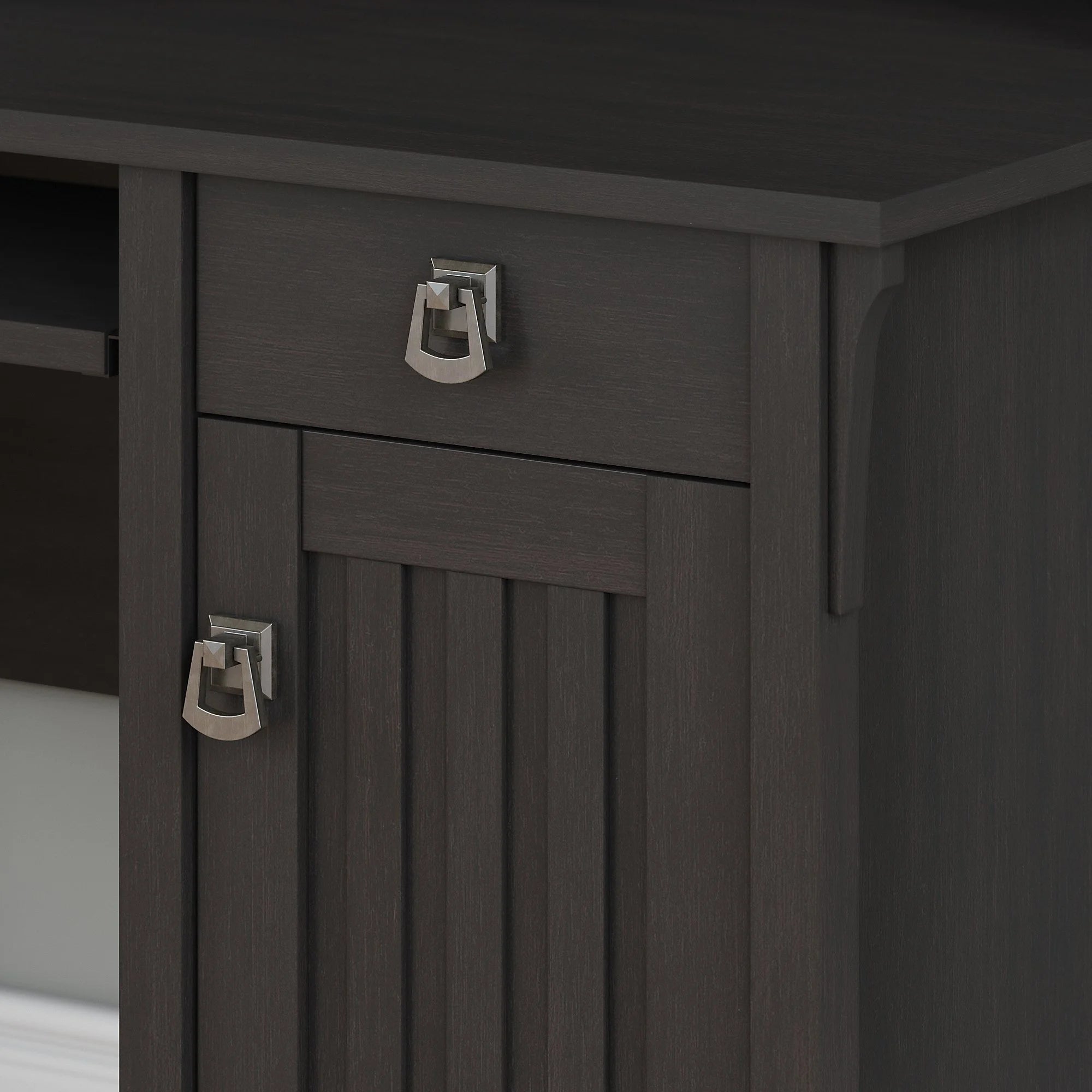 Salinas Small Computer Desk with Hutch